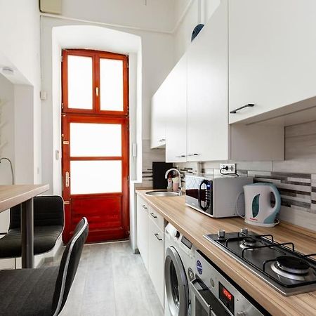 K5 Kis Apartment Budapest Exteriör bild