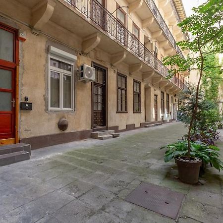 K5 Kis Apartment Budapest Exteriör bild