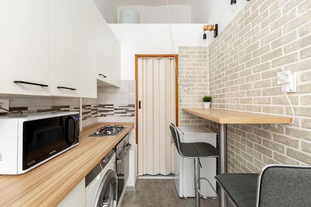 K5 Kis Apartment Budapest Exteriör bild