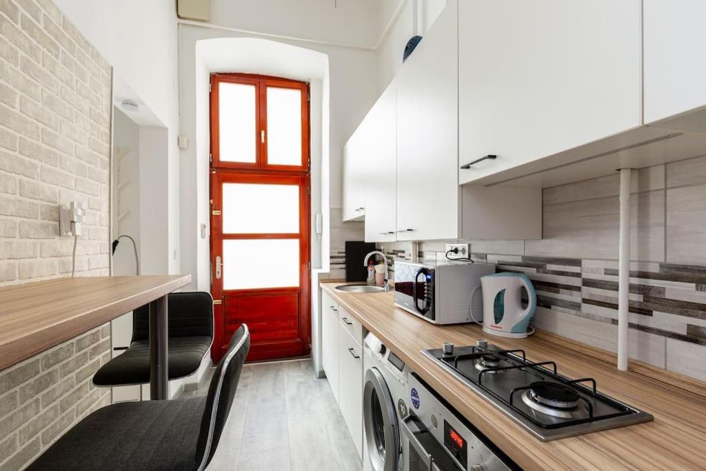 K5 Kis Apartment Budapest Exteriör bild