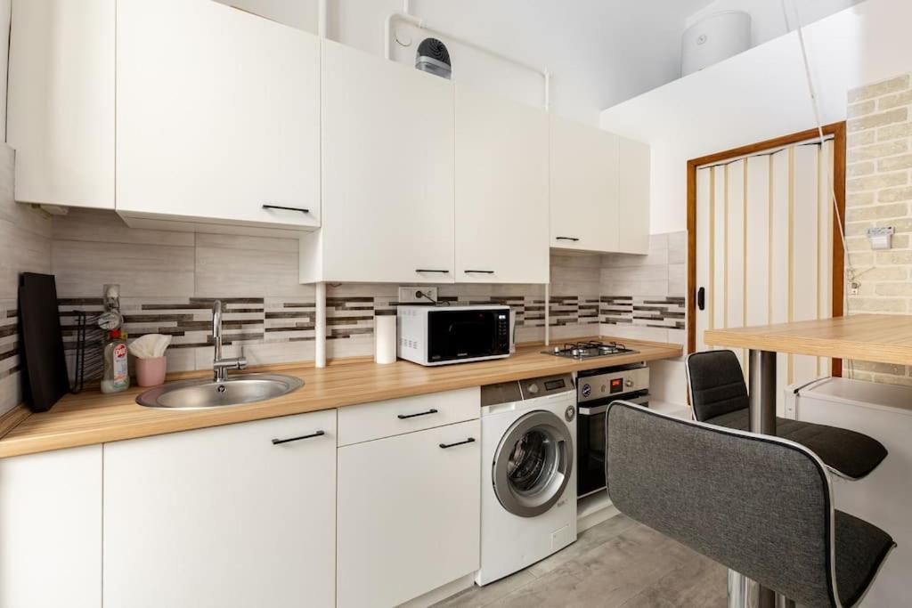 K5 Kis Apartment Budapest Exteriör bild